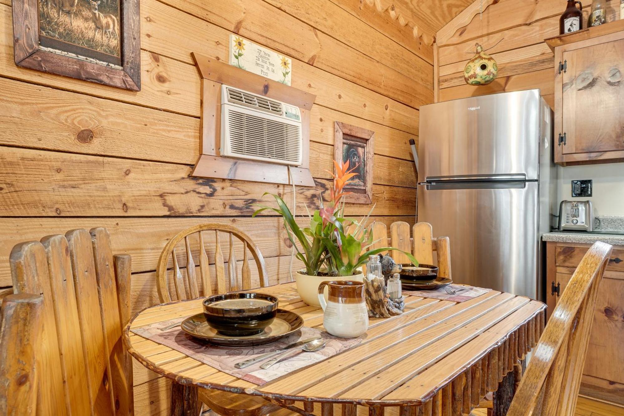 Secluded Family Retreat In Dahlonega With Hot Tub! Vila Exterior foto
